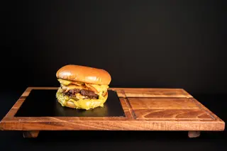 Premium Papi caliente burger
