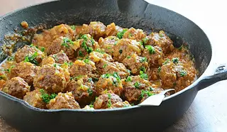 Agnello saldato con cumino piccante