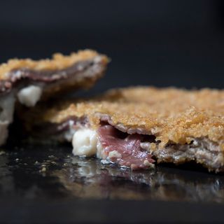 Cachopo san simon con  patatas