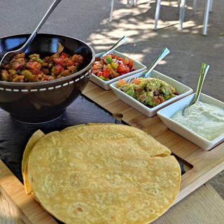 Tacos De Costilla De Cerdo
