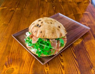 Crudo di Norcia e bufala di Caserta