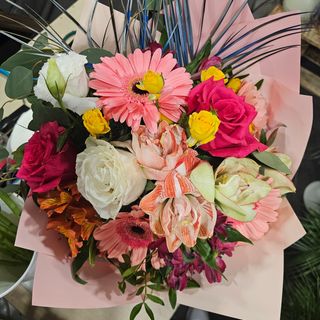 Buchet mix flori