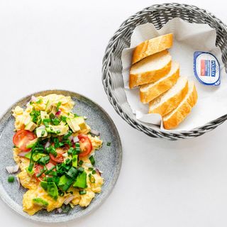 Jajecznica z awokado