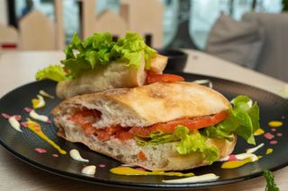 Topli sendvič sa tunjevinom