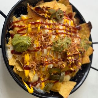 Nachos 3 salsas