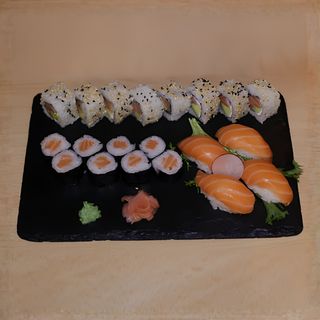 3. Box Salmón Mix (20 uds.)