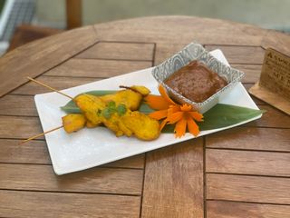 Satay De Pollo (2 Uds.)