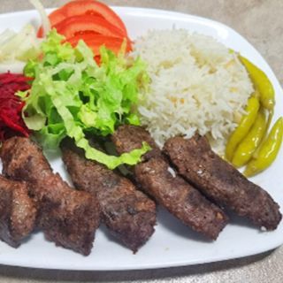 Домашен телешки суджук с гарнитура (350г)