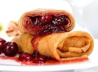 Млинці з вишнею (2шт)