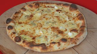Pizza Quattro Formaggi Ø 32cm