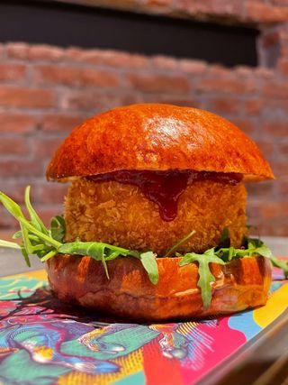 Бургер з Камамбером