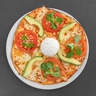 Pizza De Burrata