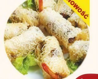 Sajgonki mięsne z surówką