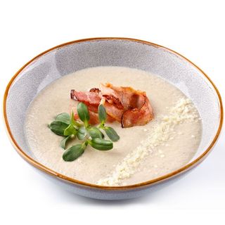 Грибний крем суп з беконом