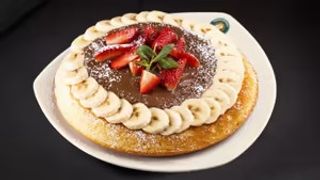 ფენქეიქი ნუტელათი, ბანანით და მარწყვით