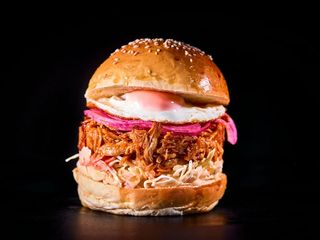 PULLED PORK BURGER