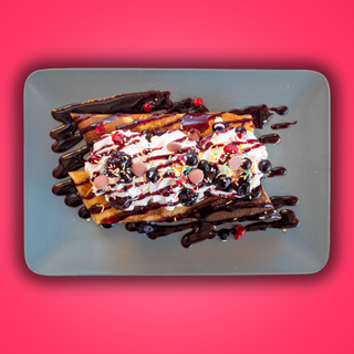 Šumsko Voće & Jogurt palačinka