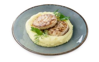 Детские котлетки с картофельным пюре
