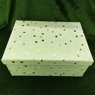 Подарункова коробка 28*20