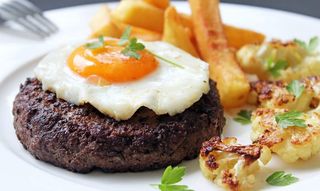 Steak Haché A Cheval