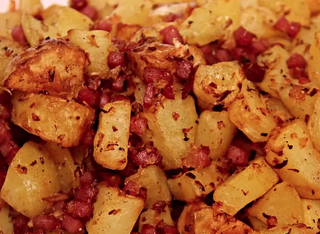 Patate con polvere di spezie indiane