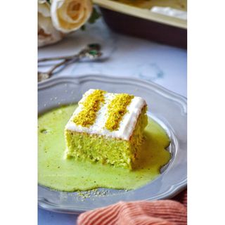 Pistachio Milk Cake