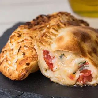 Empanada Caprese