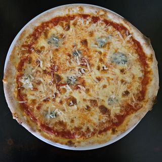 Pizza Quattro Formaggi Ø32cm