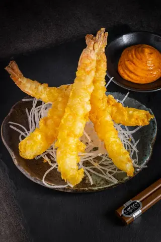 Krewetki w tempurze (sos kobe)