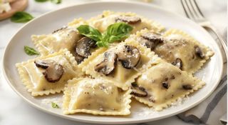 Ravioli con setas y trufa