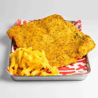 Milanesa de cerdo con patatas fritas