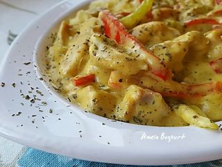 Piletina u kari sosu