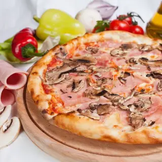 Pizza Prosciutto Y Funghi (26 Cm.)