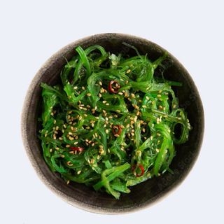 Wakame salad