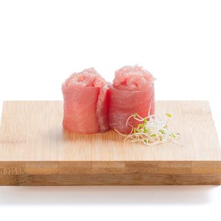 142. Gunkan tonno - 2 pezzi