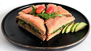 Tost sa lososom