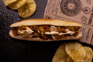 32 Montadito De Pollo Tandori Y Alioli