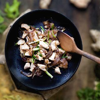 Mérou aux Champignons Noirs