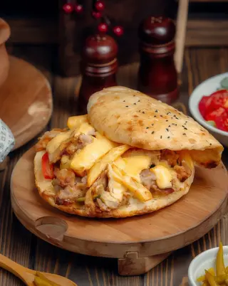 Pan De Pita Con Patatas Dentro