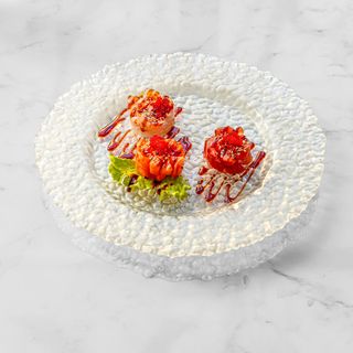 Tris tartare avocado, salmone, branzino e tonno