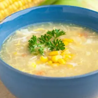 Sopa De Pollo Y Maíz