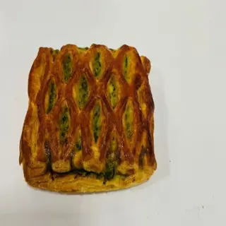 Hojaldre De Queso Fresco Y Espinaca 1ud