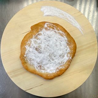 Mekika sa šećerom u prahu