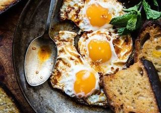 3 Œufs Au Plat + 1 Accompagnement