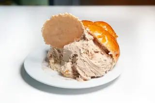 Brioche con gelato ipocalorico