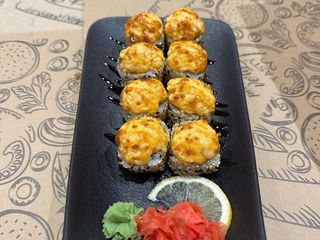 РОЛ ЗАПЕЧЕНИЙ З ВУГРЕМ (220g)