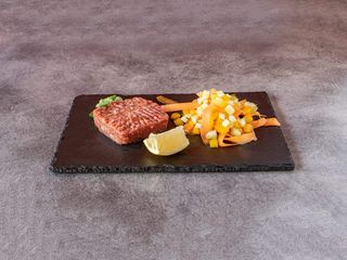 Tartare con crudites