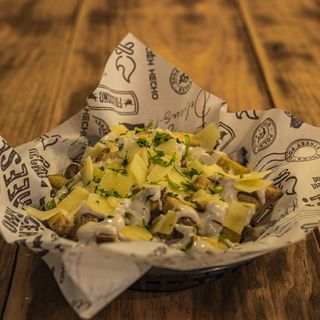 Home Made Fries Parmitrufadas