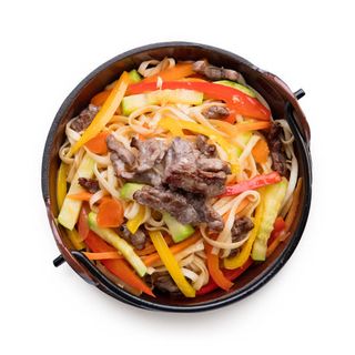 Удон с говядиной 