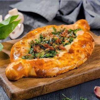 Хачапури из слоеного теста с мясом